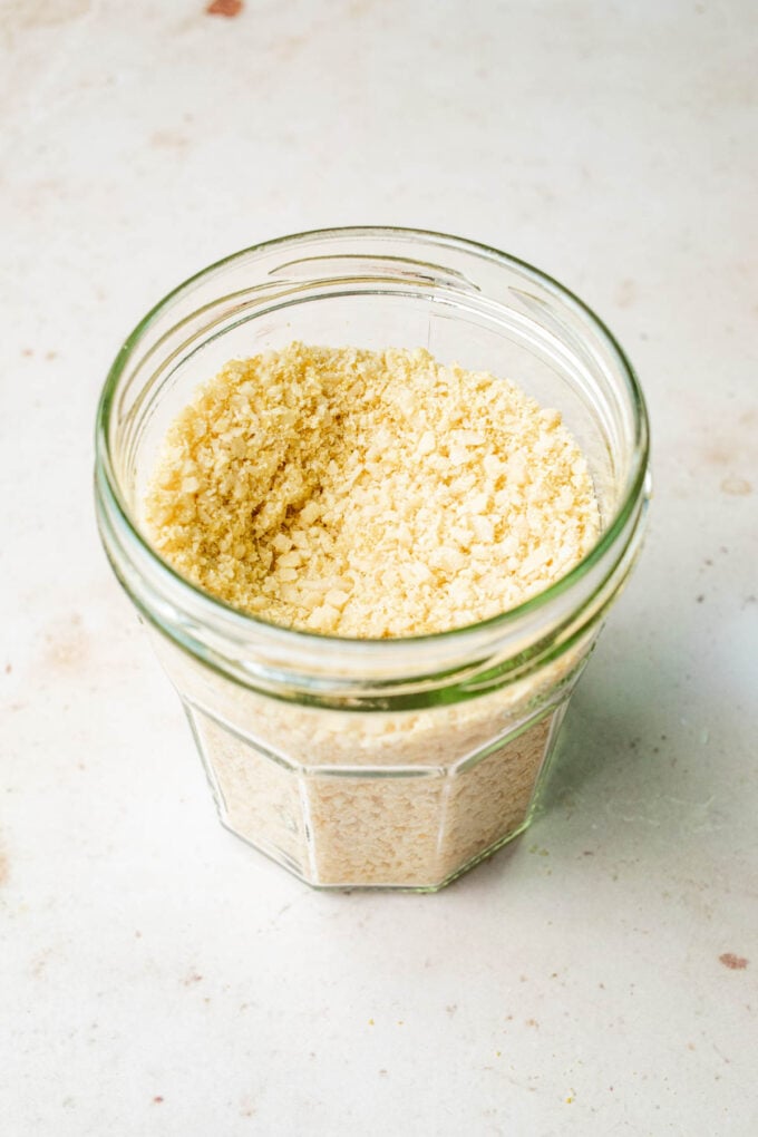 5 Minute Vegan Parmesan Made From Almonds