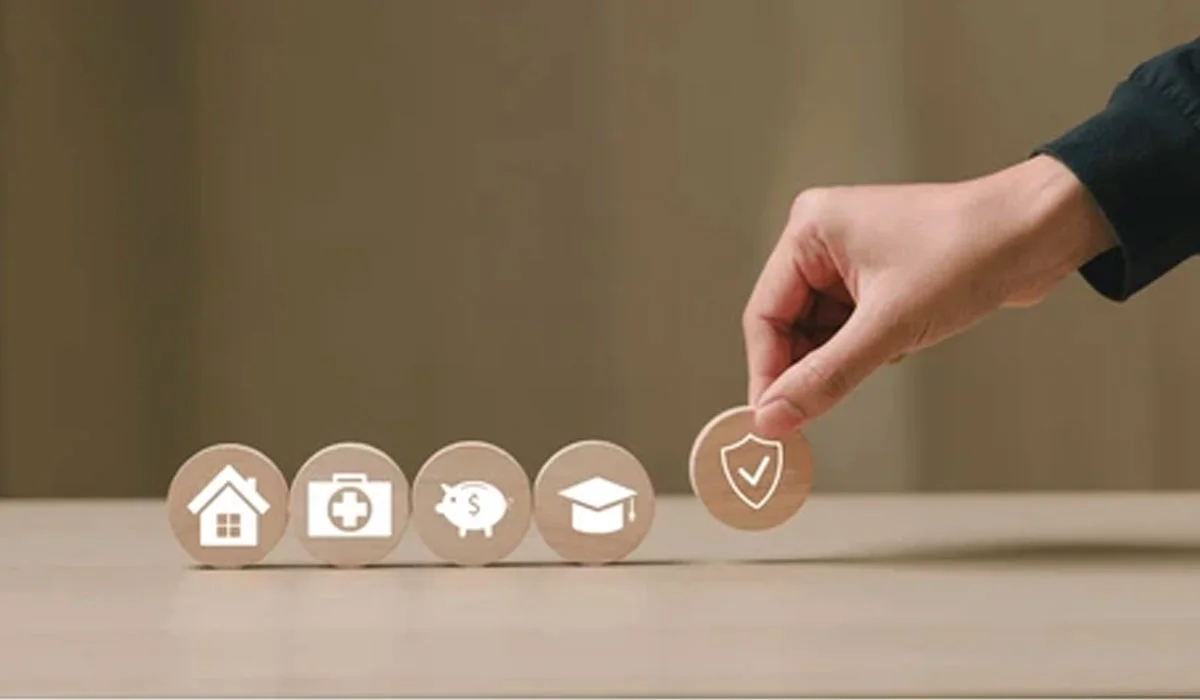 Optimal Financial Protection